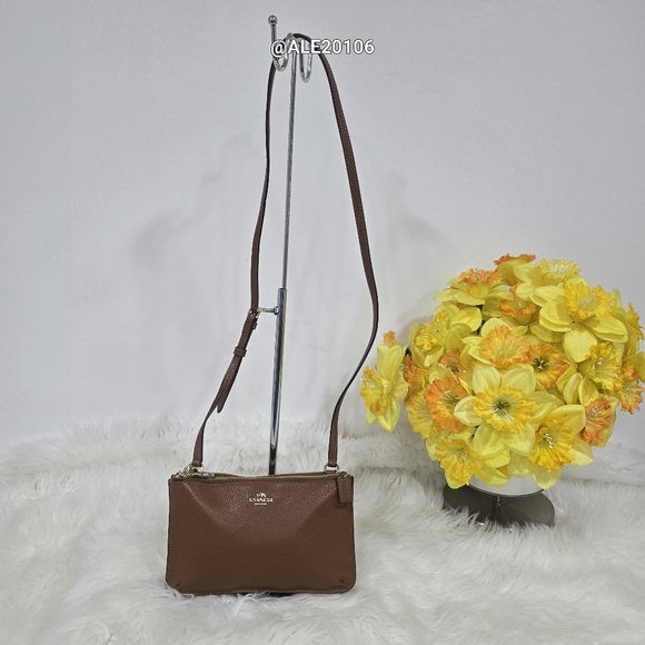 Coach signature brown crossbody with 2 zippers on top. - Picture 13 of 13